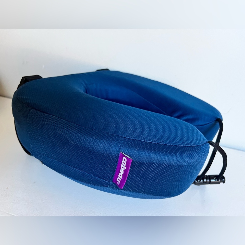 Cabeau Travel Neck Memory foam Support Pillow - Picture 8 of 9